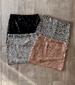 Pollera lentejuelas tiro bajo - Imagen 2